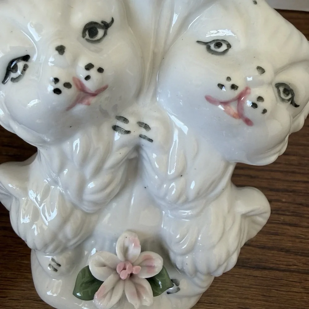 Vintage Sophia Ann Porcelain Double Cat Vase 7
